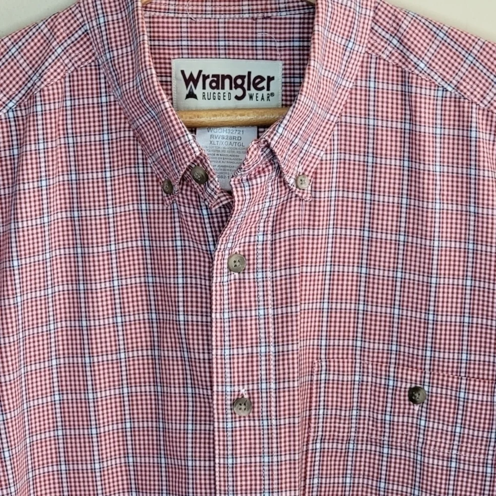 Wrangler | Rugged Wear Red Plaid Short Sleeve Button Down Shirt Size XL - Picture 3 of 4